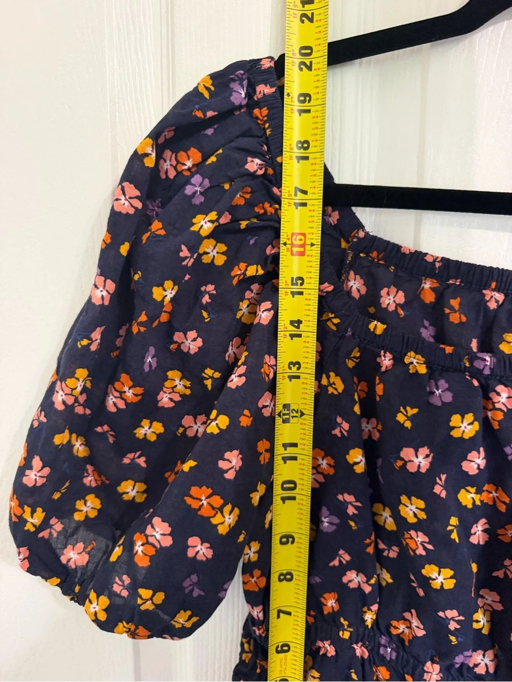Madewell Women’s Puff Sleeve Floral Top in Navy - Size M